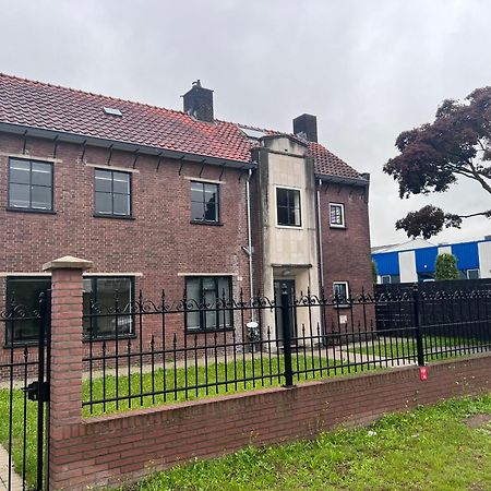 Kess Maison, Gehele Villa Met Sauna En Dakterras Enschede Esterno foto